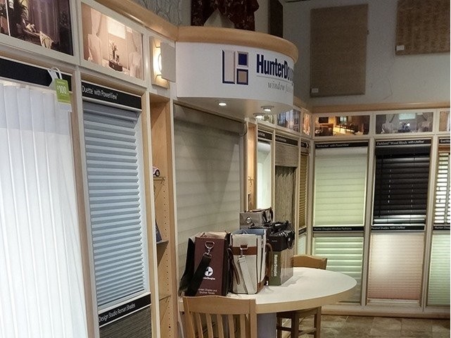 Hunter Douglas Dealer Image